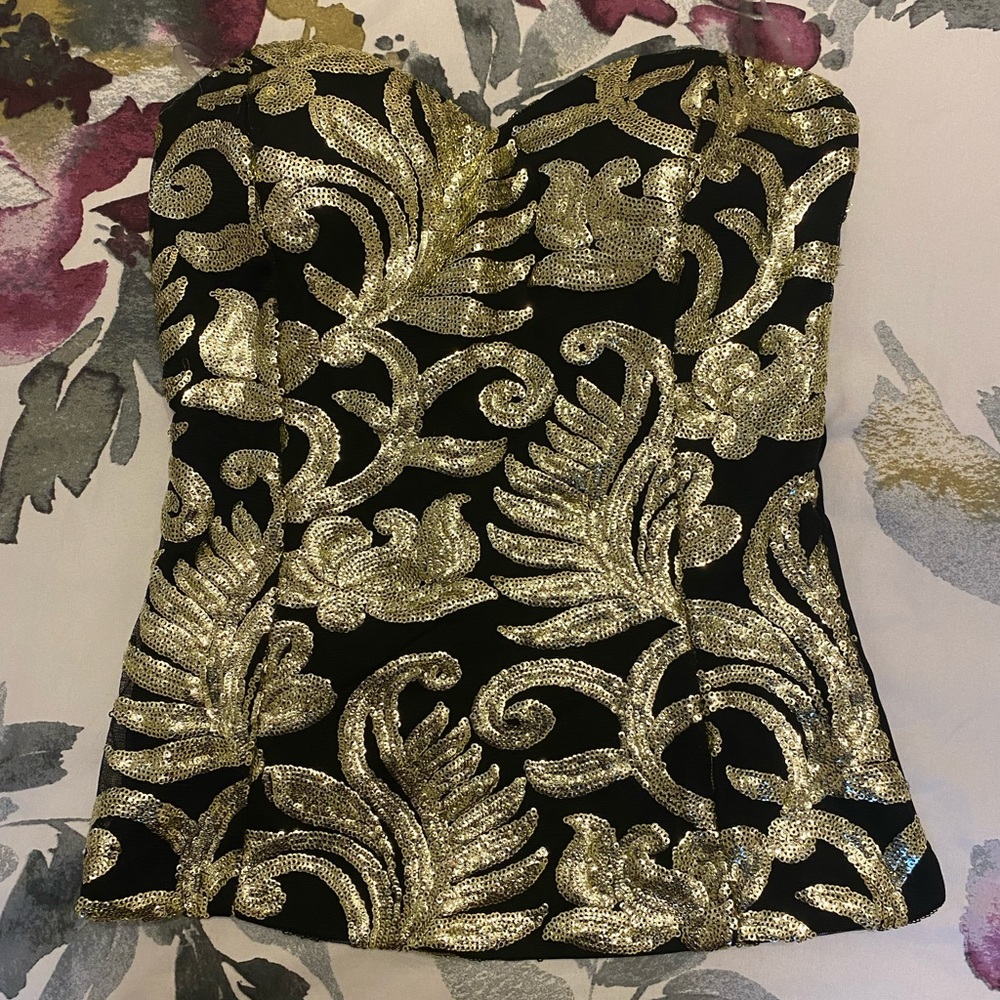 Sweetheart Neck Top